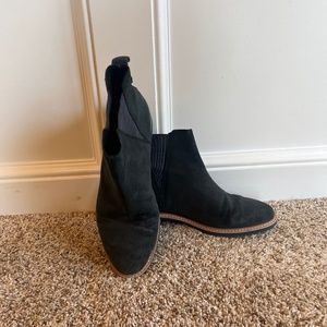 Toms flat booties